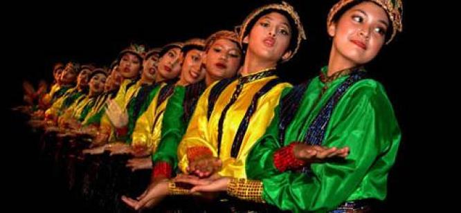 Makalah Budaya Hubungan Agama dan Kebudayaan Pusat Makalah