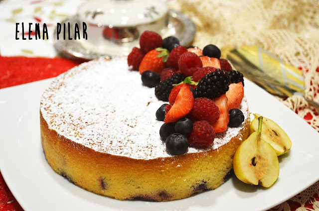 Clafoutis de cerezas y queso crema