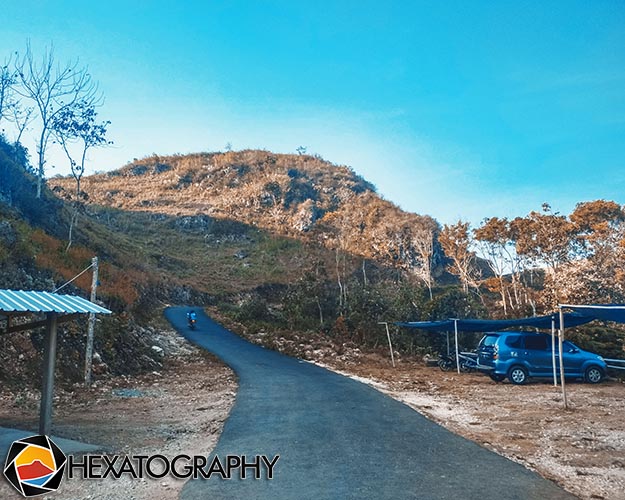 Jalan Pantai Surumanis, Desa Pasir, Kecamatan Ayah, Kabupaten Kebumen