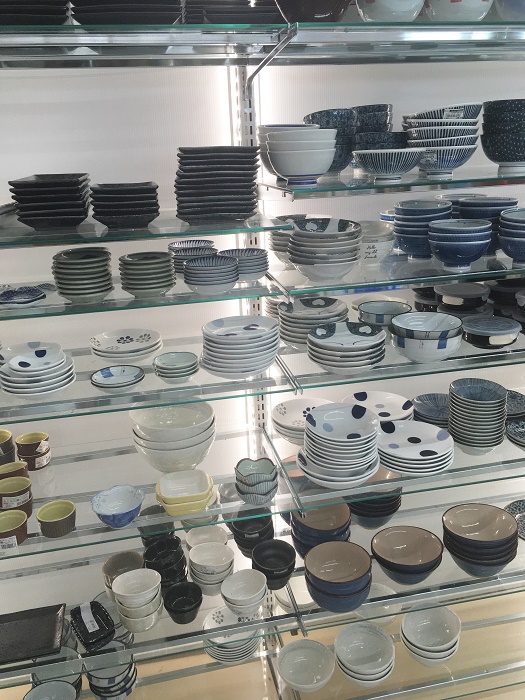Traditional Japanese Porcelain Wares at Daiso It has grown on me!