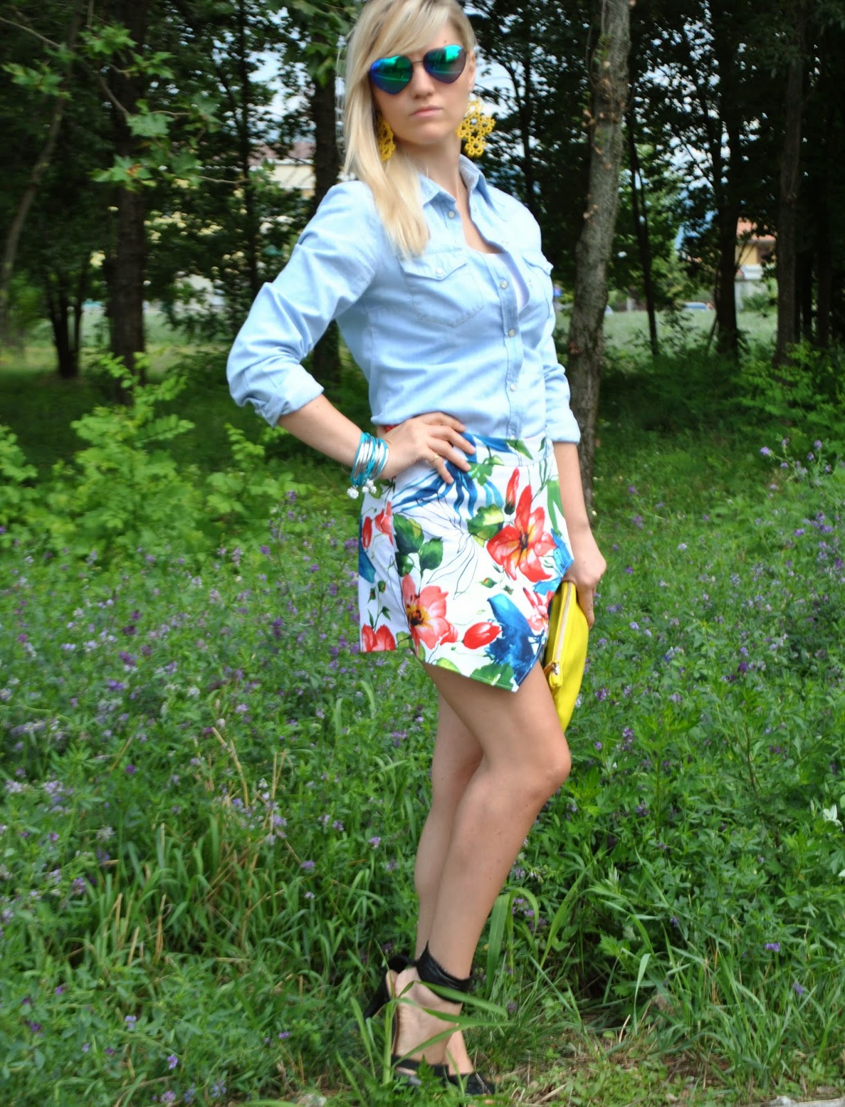 Color-Block By FelyM.: OUTFIT: FLORAL SKORT AND DENIM SHIRT