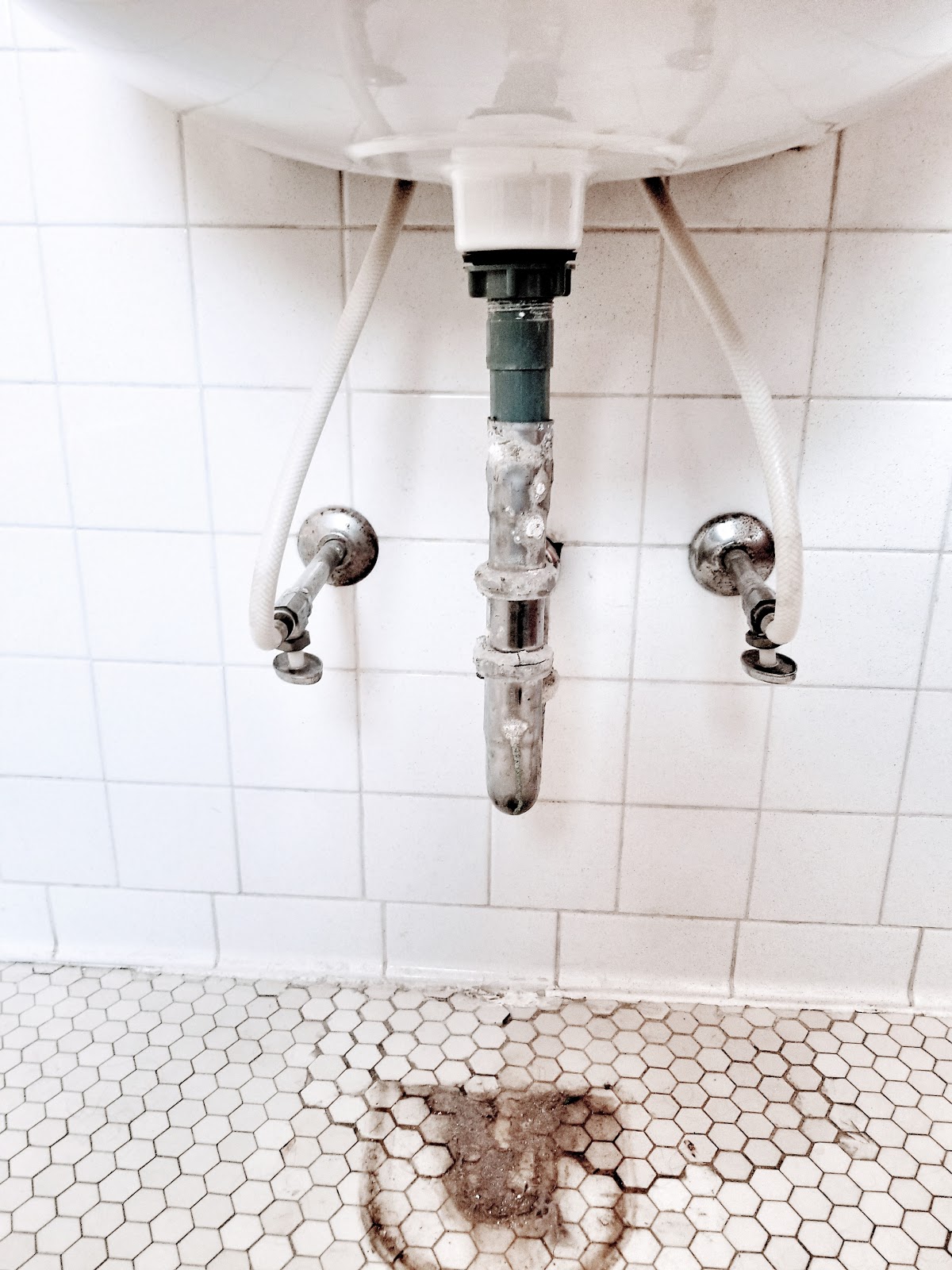 Fixing the Bathroom Sink Drain Pipes