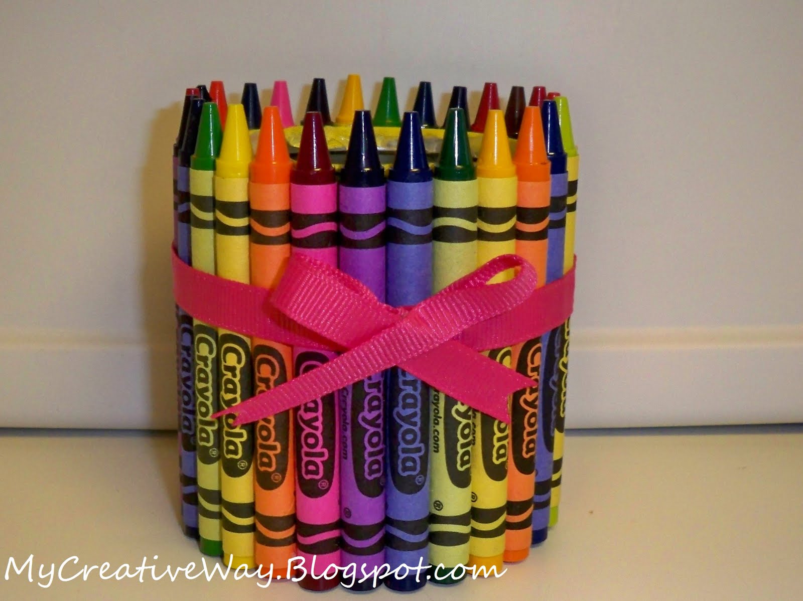 My Creative Way Crayola Pen Holder Tutorial. Inexpensive Teachers Gift