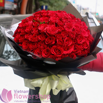 99 red rose bouquet for Valentines day