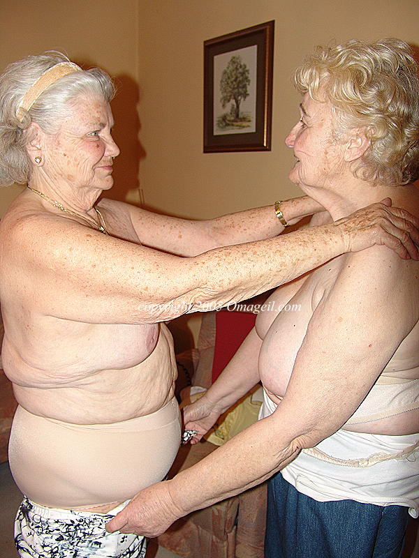 Old Ladies Nude - Hot Granny Porn Pictures and Vids - Free Granny and Mature Porn Blog: Two old  ladies nude huging