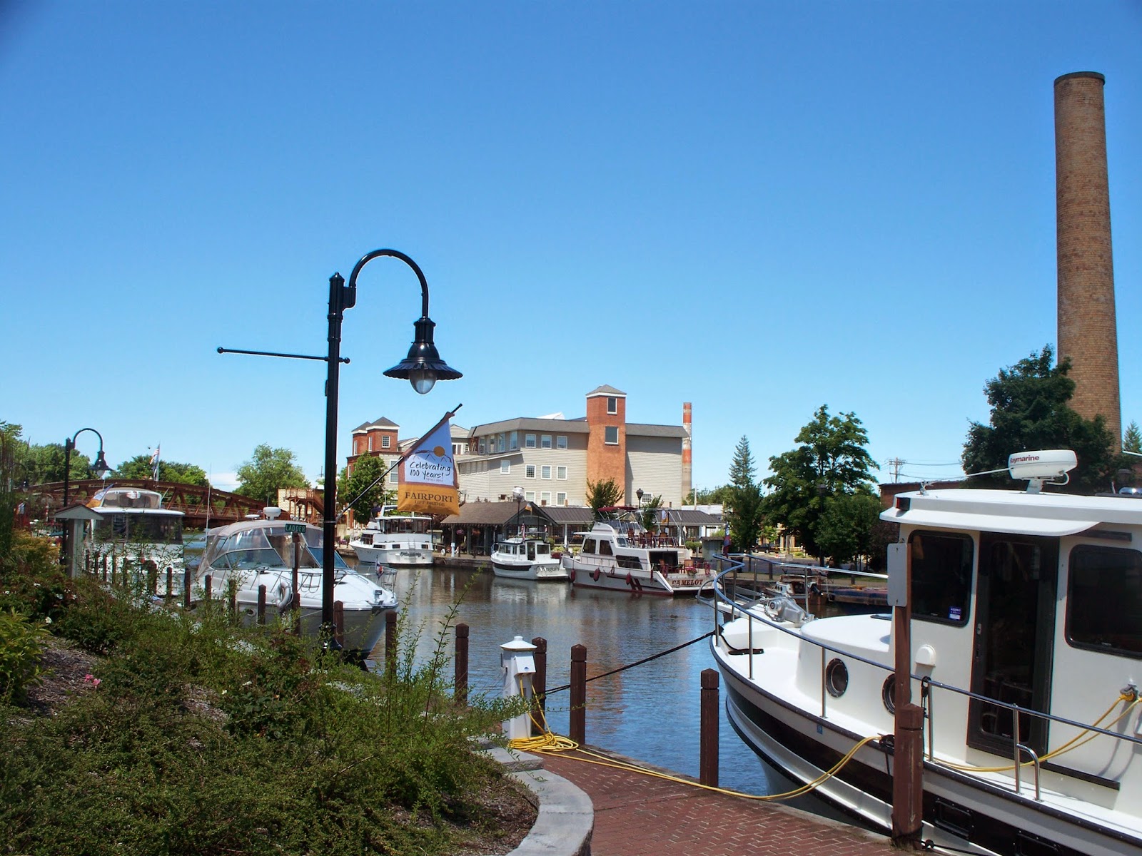 Explore Western New York Day trip to Fairport and Pittsford