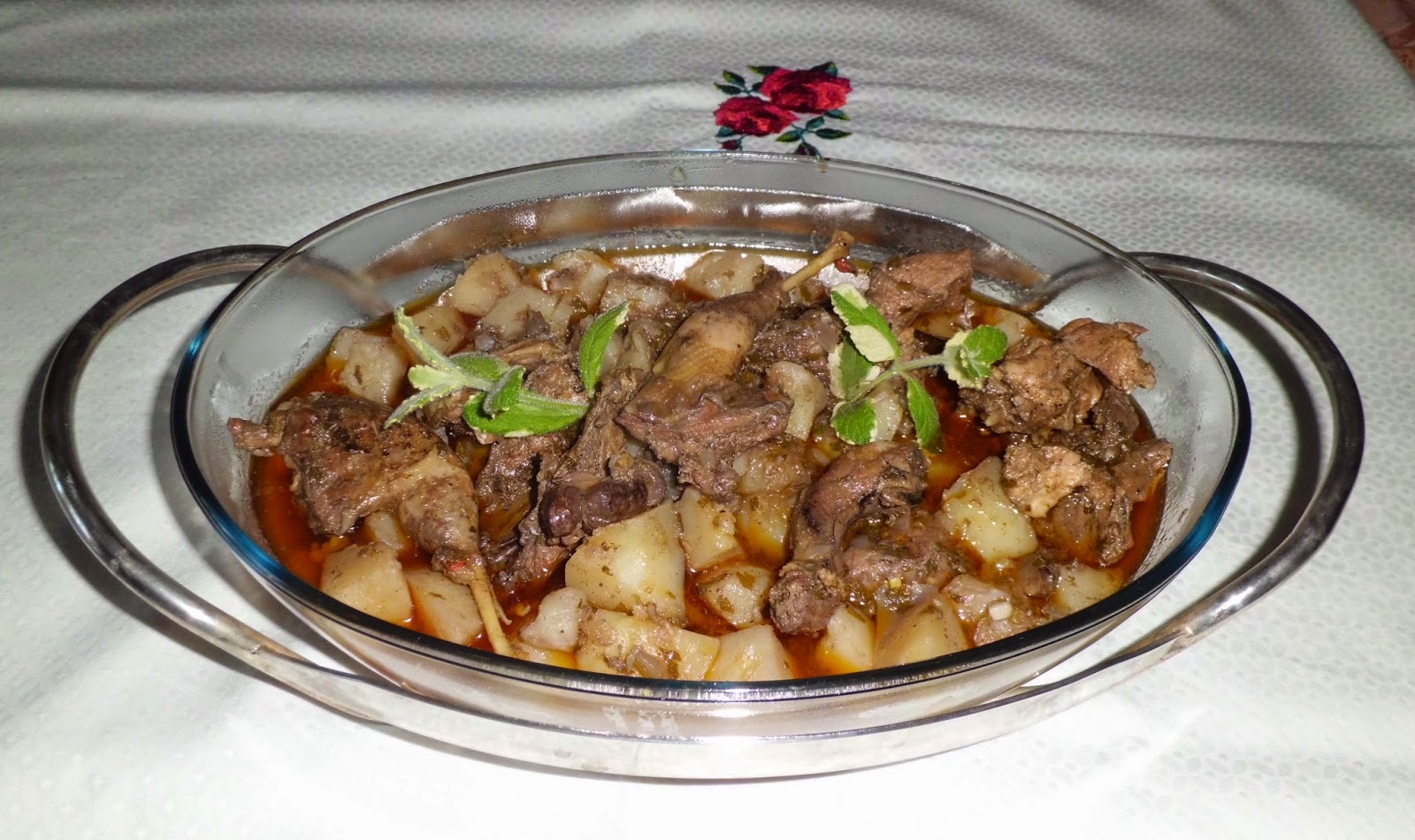 O Cantinho da Naica: Perdiz guisada com batatas ( Receita de minha ...