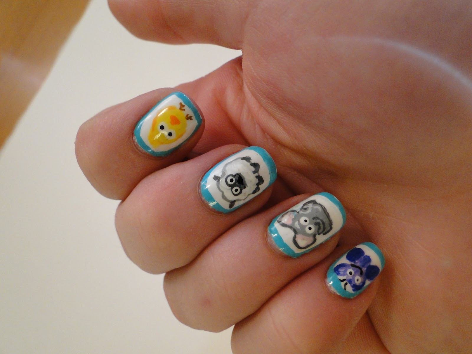 WeeklyWackyNails Animal Nail Art
