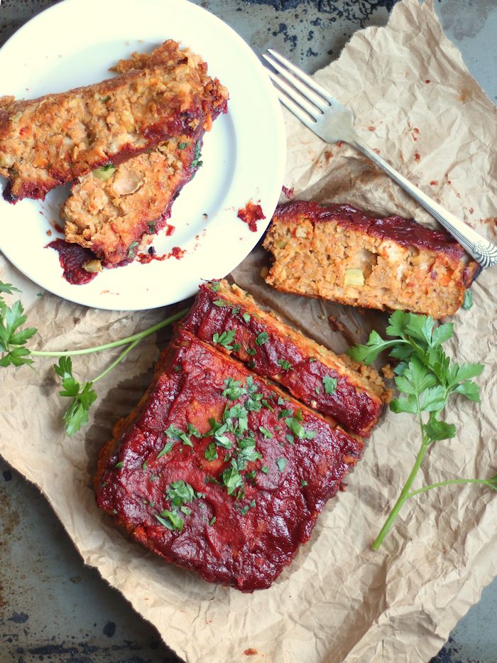 (ALMOST) CLASSIC CHICKPEA VEGAN MEATLOAF (ALMOST) CLASSIC CHICKPEA VEGAN MEATLOAF