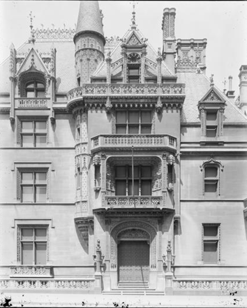 Details of the Petit Chateau 660 Fifth Avenue