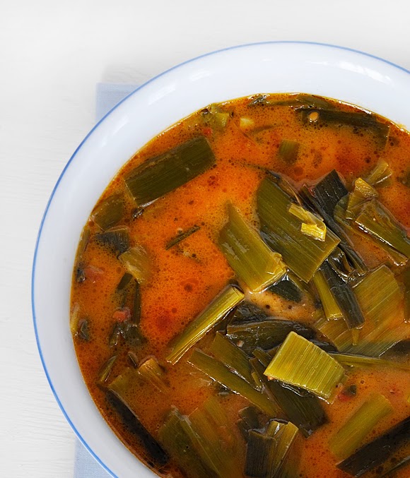 Confessions of a spoon Leek and Tomato soup