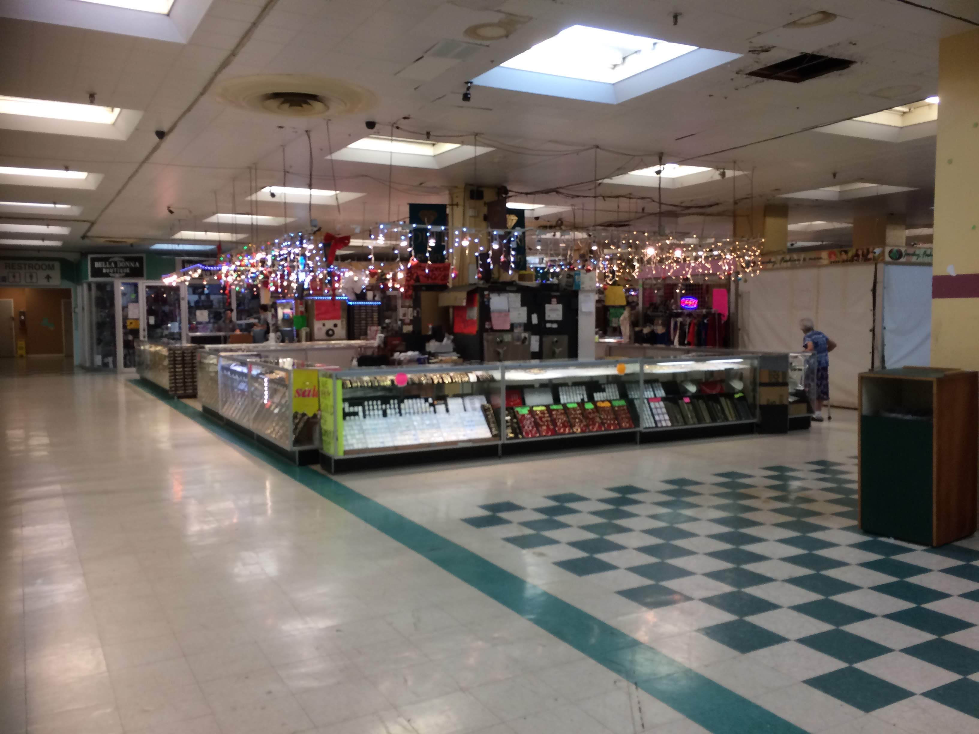 TOUR Supremo Food Market Plainfield, NJ