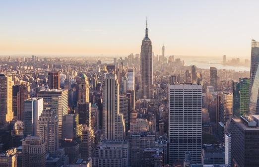 California Vs. New York Living Options: Which State Offers the Best?