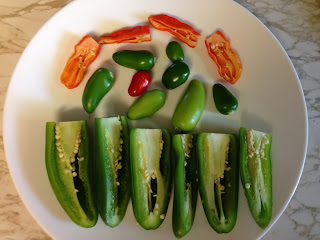 peppers preparing to smoke