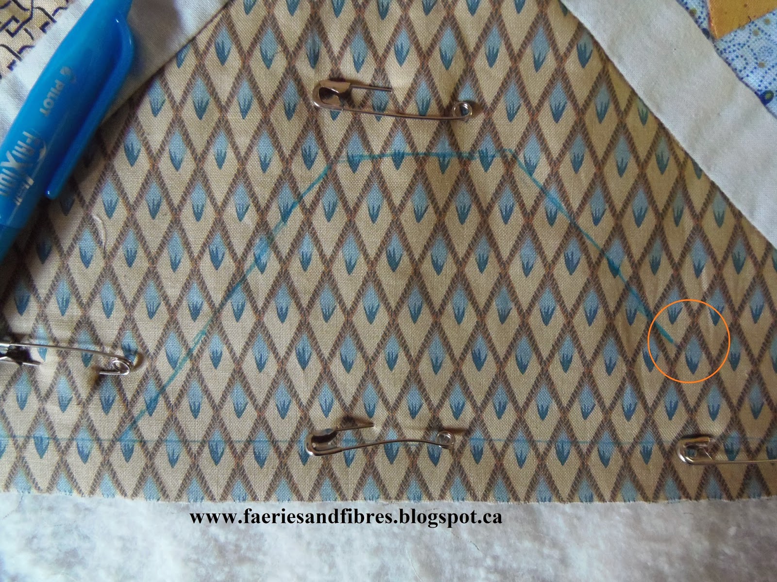 Faeries and Fibres Quilting Feathers in Setting Triangles