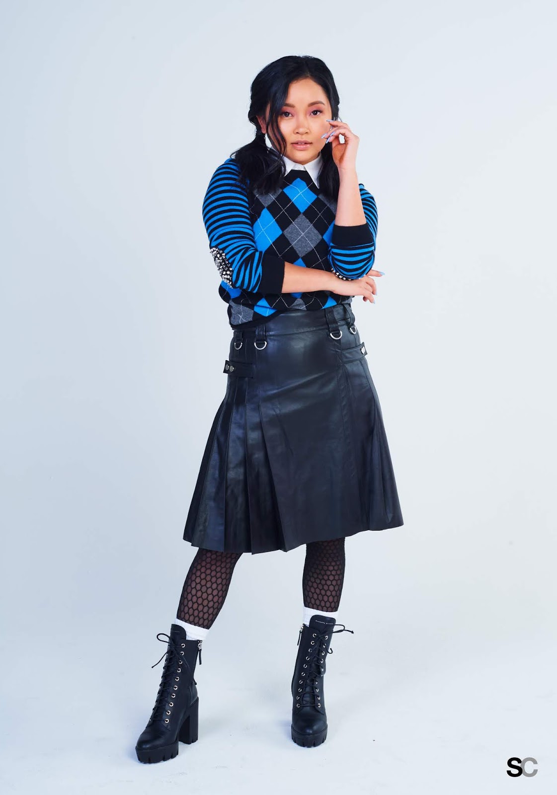 Celebrity Legs and Feet in Tights: Lana Condor`s Legs and Feet in Tights