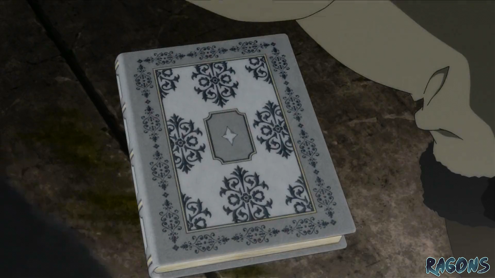 черный клевер гримуары. чёрный клевер пятилистный гримуар. гримуар юно черный клевер. чёрный клевер гримуаар. черный клевер гримуар.