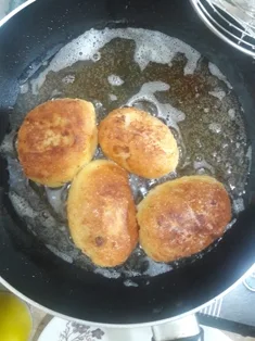 fry-bread-rolls-until-nicely-golden-brown-colour