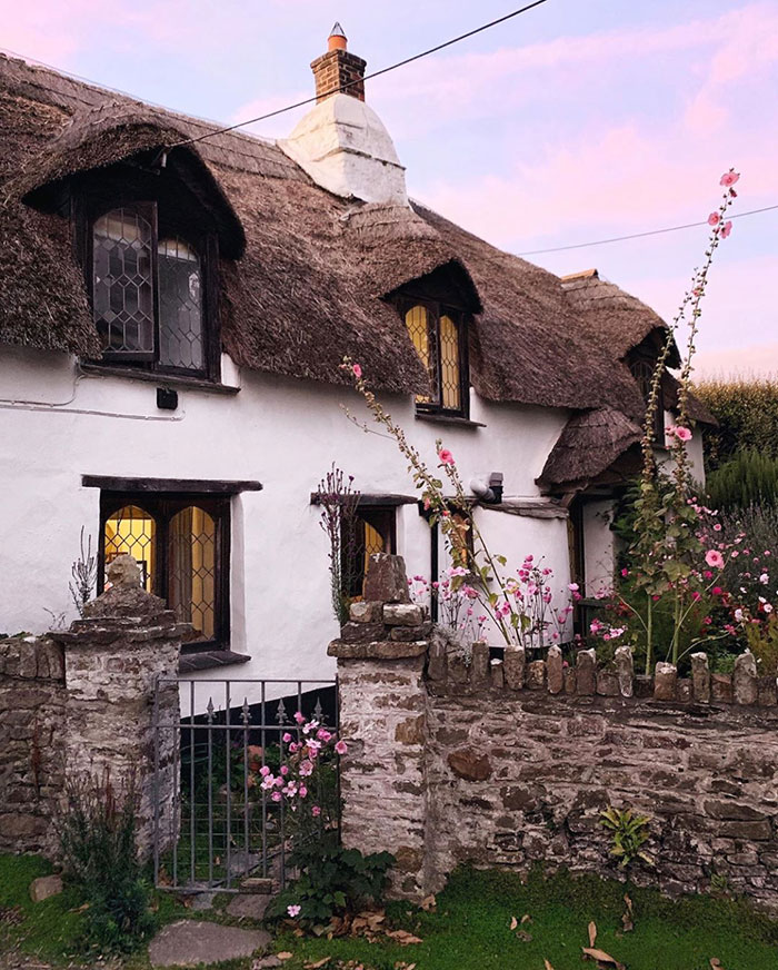 Weekday Wanderlust: The Beautiful English Countryside