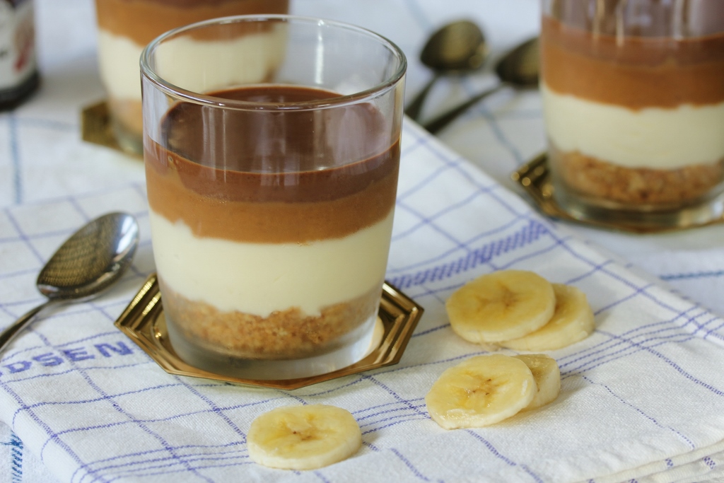 Chocolate Banoffee Cheesecake Pots (No bake) Beela Bakes