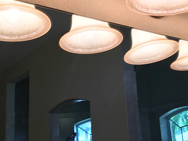 Clean mirror no smear