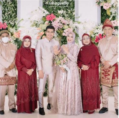 Profil Biodata Orang Tua Ibu Ayah Teuku Ryan Rushariandi Calon Suami