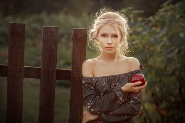 A bela modelo Alisa (Alice) Tarasenko na fotografia fashion de Nastasya Parshina Nastasya Parshina 500px arte fotografia mulheres modelos fashion russas beleza loira Alisa (Alice) Tarasenko