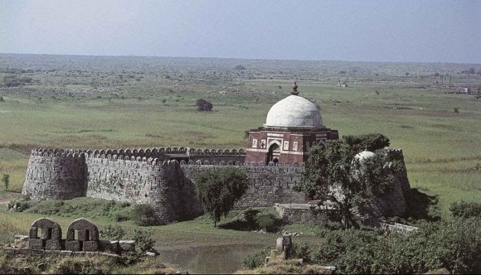 Disinilah Lokasi Tempat Turunnya Nabi Adam Dari Surga - tribunislami.com