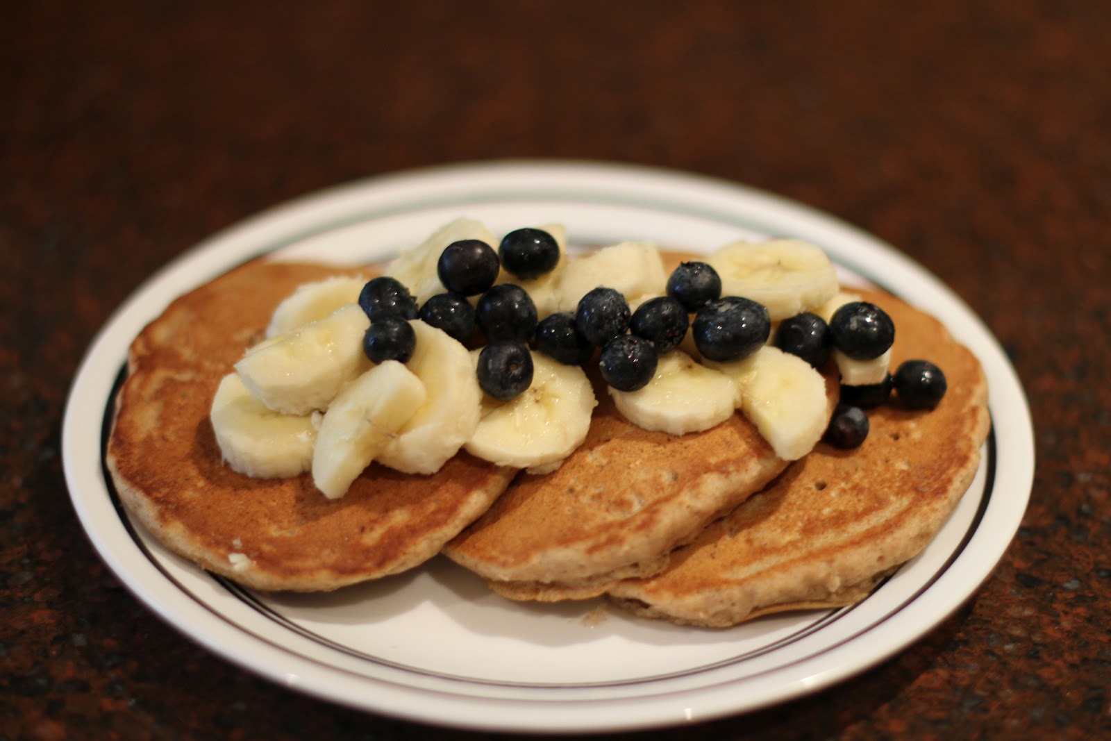 TaraGay's Yummies! Banana Oatmeal Whole Wheat Pancakes