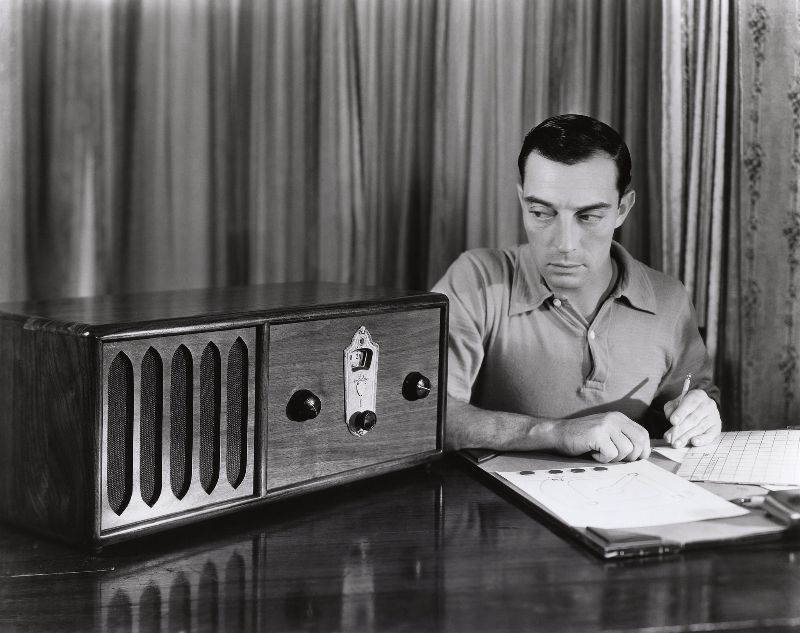 The Great Stone Face  Captivating Vintage Photos of Buster Keaton Through the 1920s and 1940s - 31