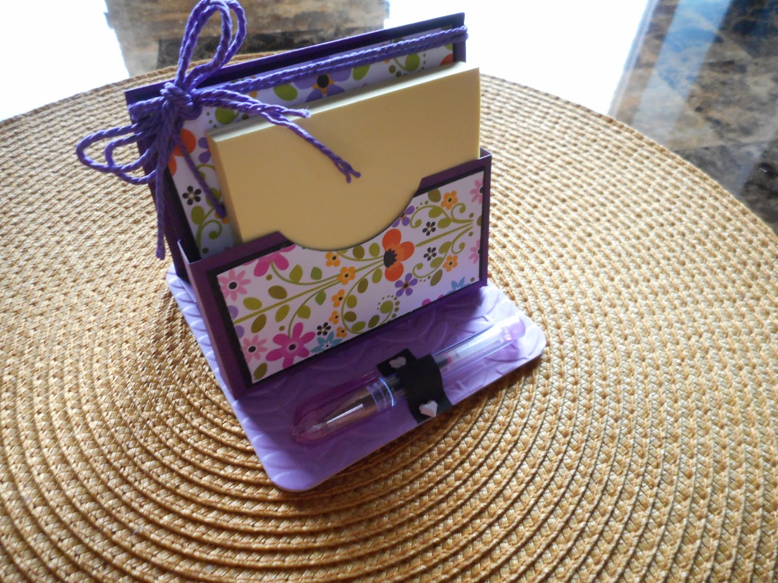 Creations by Shirl Post it Note Holder