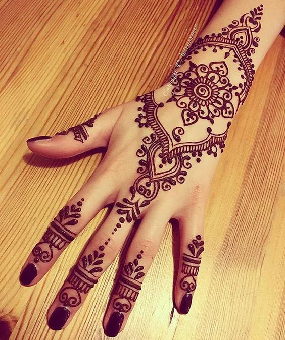Perfect Henna Tattoo Designs For Girls