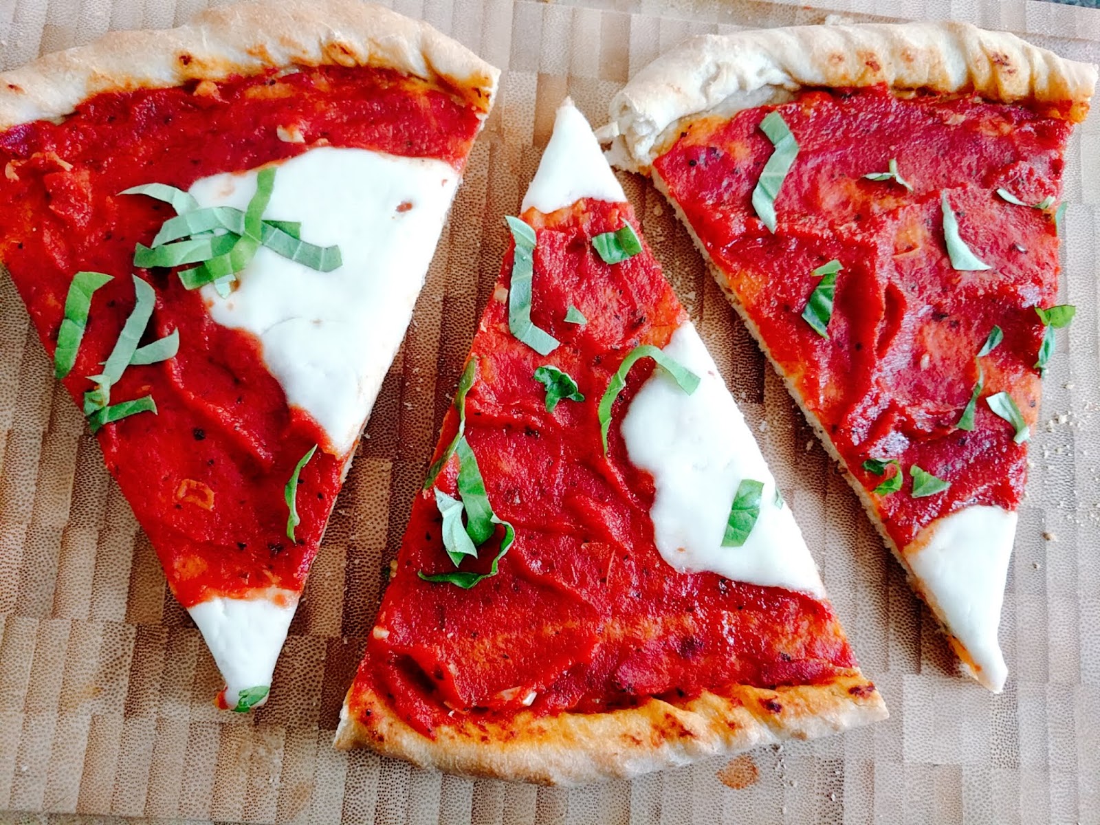 Tomato Paste Pizza Sauce on a NoKnead Dough, Easiest Margherita!