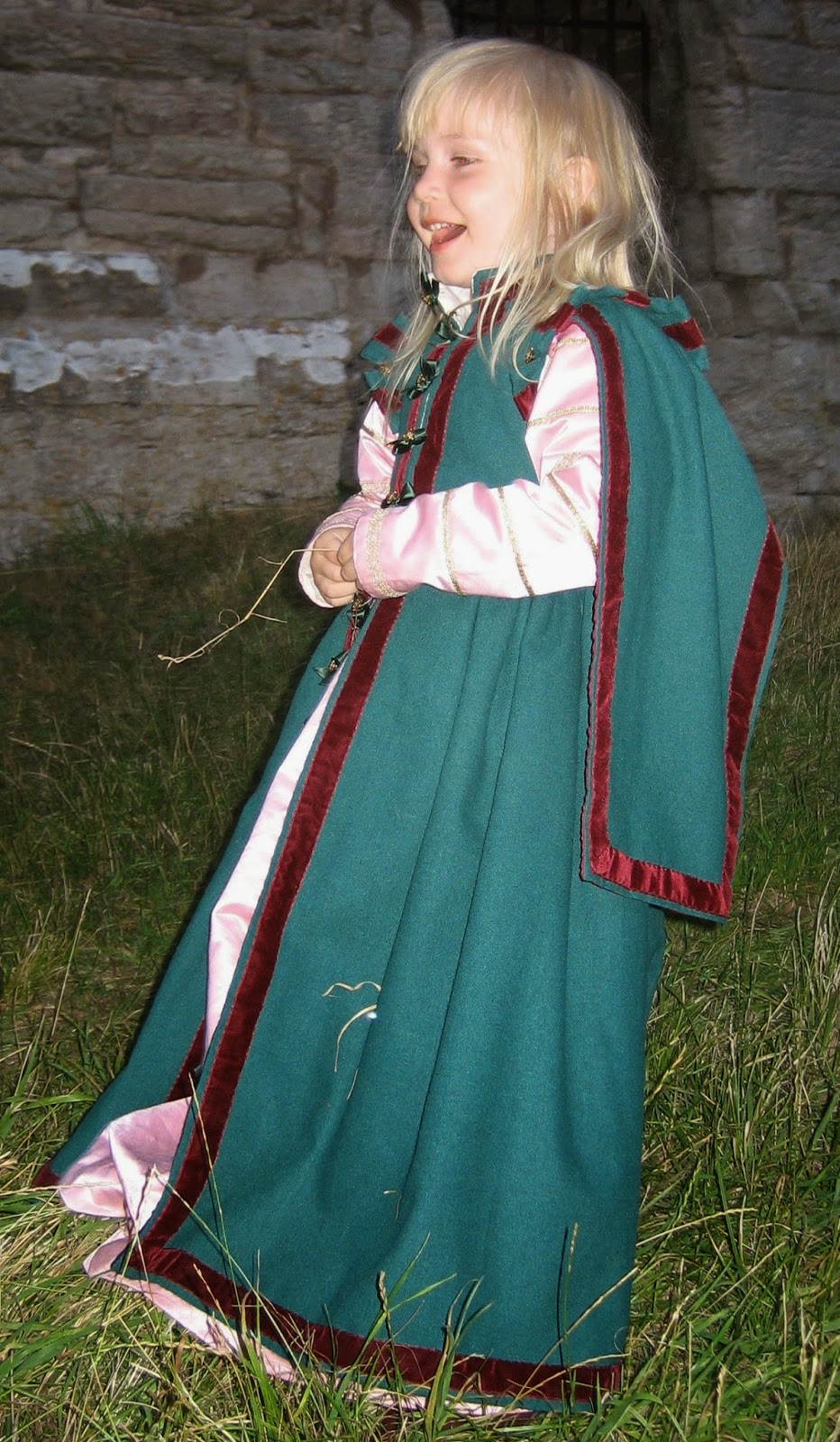 Eva's historical costuming blog: A 16th century outfit for a four year ...