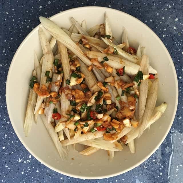 8 Amazing Benefits Of Lotus Root For Weight, Skin & Health