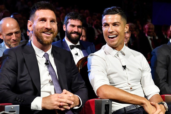 Đồng đội cũ chỉ ra yếu tố giúp Messi hay hơn Ronaldo Đồng đội cũ chỉ ra yếu tố giúp Messi hay hơn Ronaldo