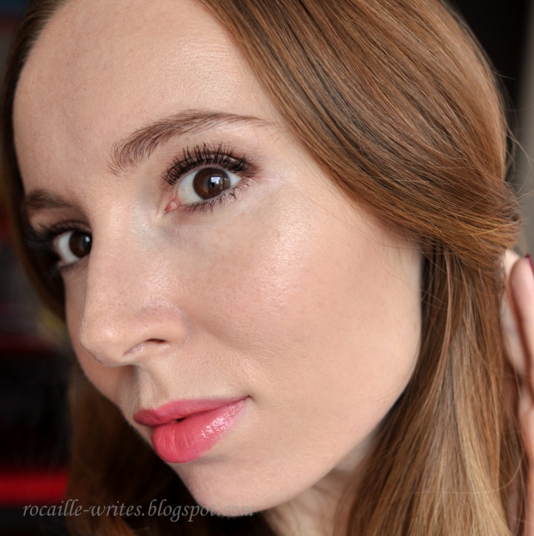 Rocaille Writes: Matte Laura Baked Powder Highlight 01
