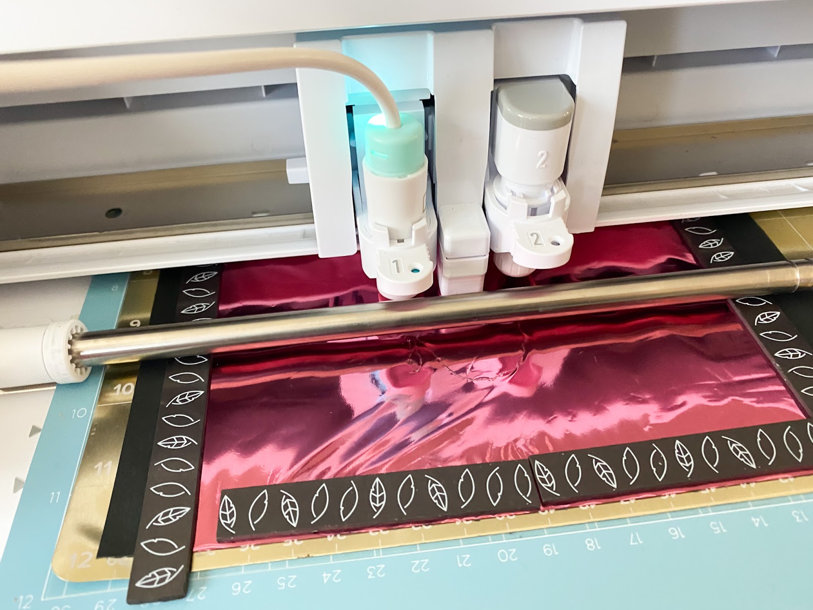 How to Use Foil Quill Cutting Mat on Silhouette CAMEO 4 Silhouette School