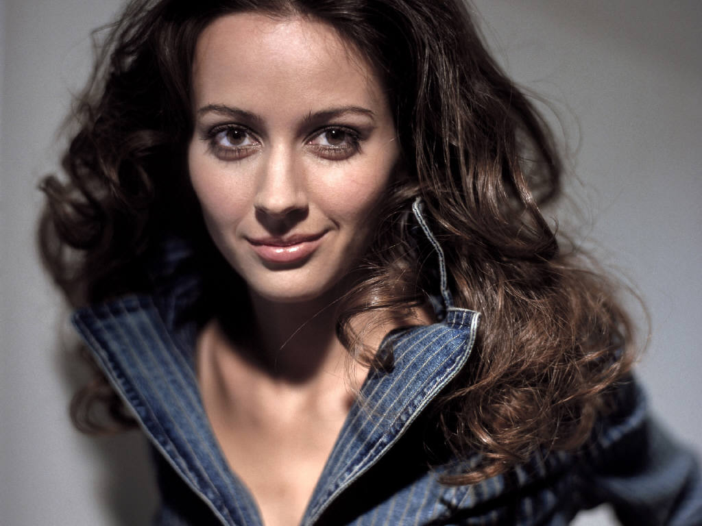 beauty celebrity 2011: American Actress Amy Acker Wallpapers