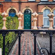 Doors of Ireland: Green door in Cork City