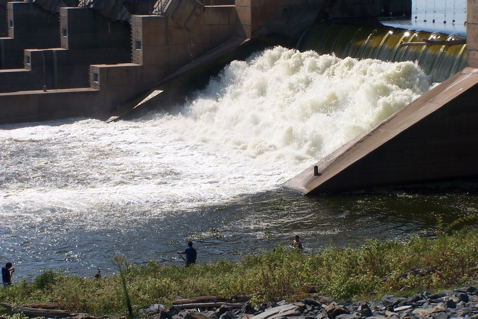 And So it Goes in Shreveport Take a Picnic Trip to the Lock and Dam