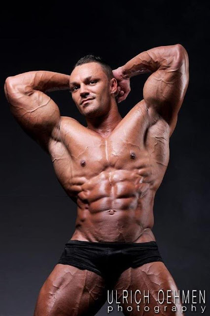 IFBB Bodybuilders - Ludovic Bogaert