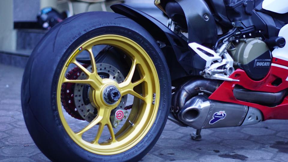 Ducati 1199 Panigale r дроссель