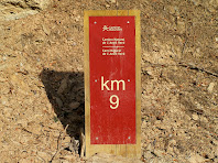 Fita en el Qm. 9 del Camí Natural de L'Anell Verd de Sant Boi Fita en el Qm. 9 del Camí Natural de L'Anell Verd de Sant Boi
