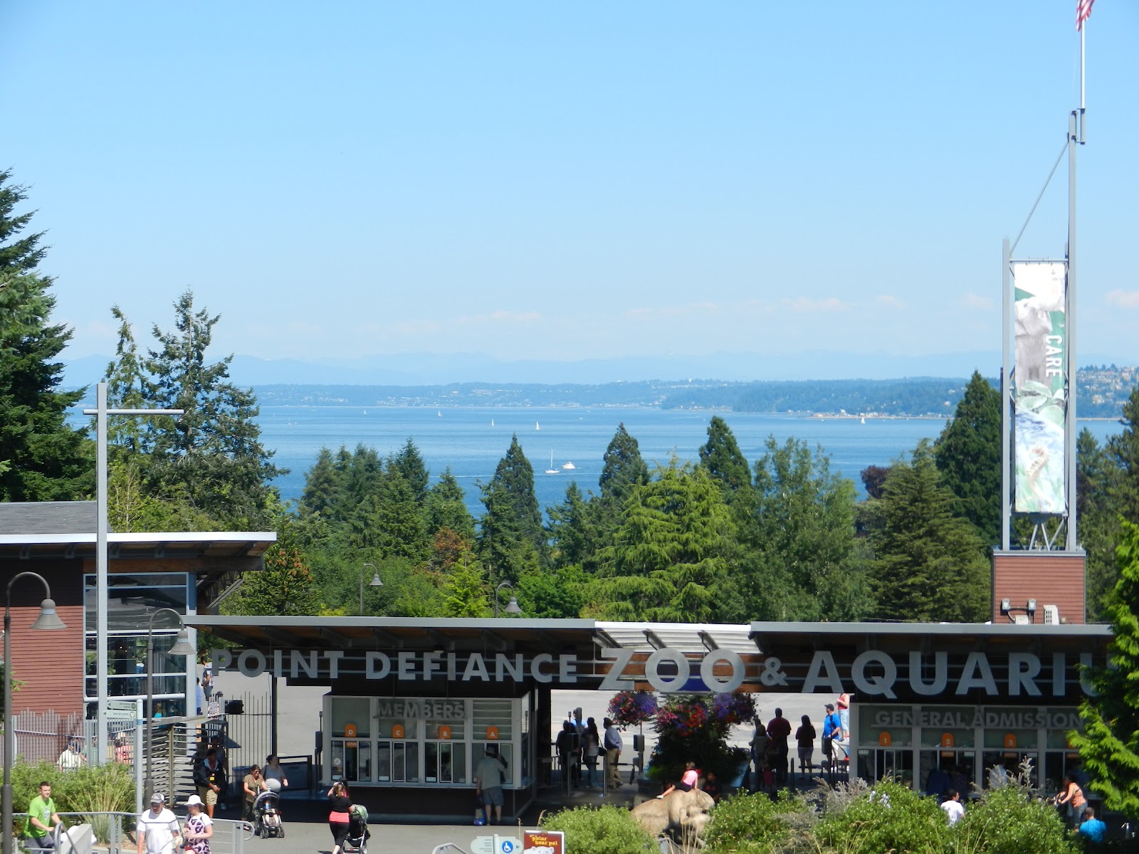 Williams Family Point Defiance Zoo