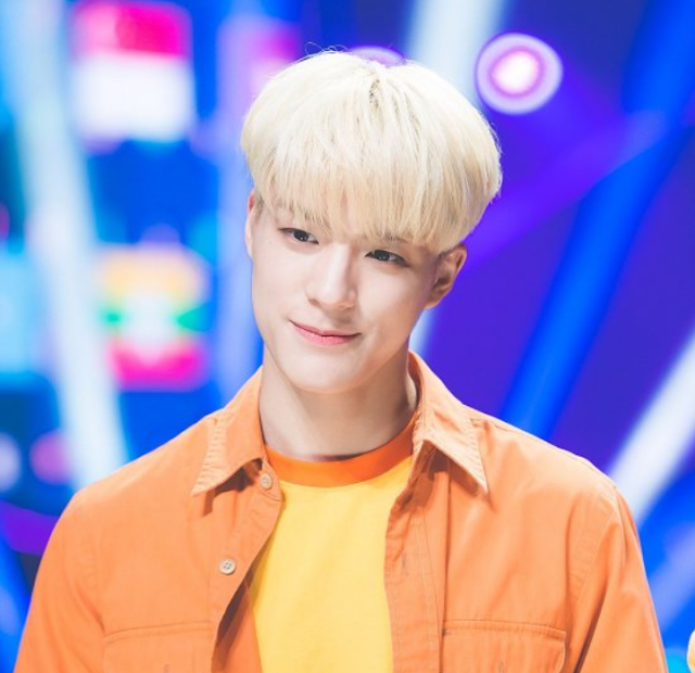 Profil dan Biodata Lengkap Lee Jeno - NCT Dream serta Fakta Uniknya