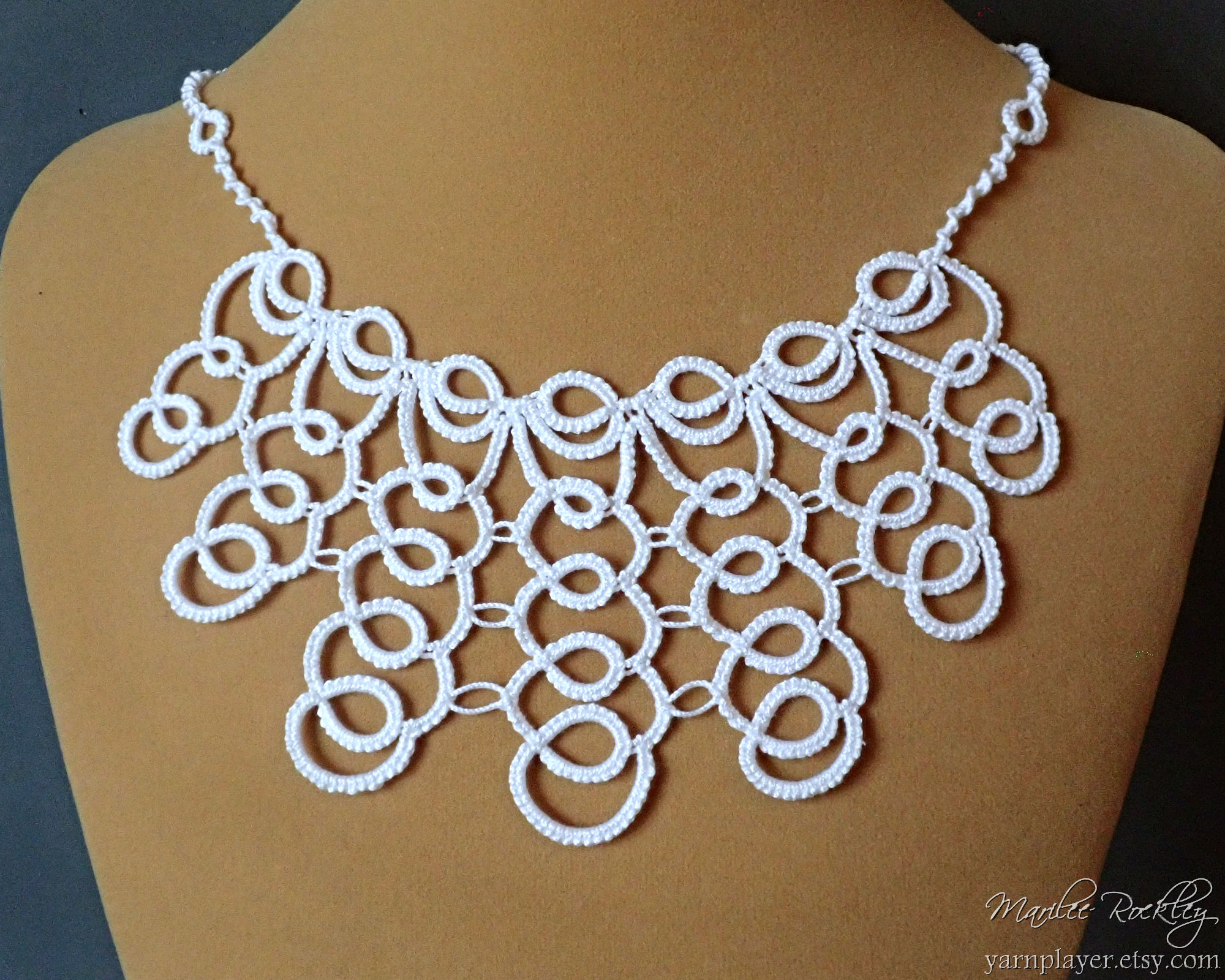 Yarnplayer's Tatting Blog Free Tatting Pattern for a Dissent Collar