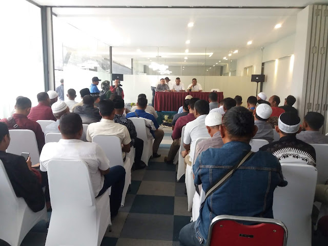 Panglima Sagoe dan DPS PA Wilayah Peureulak Minta Mualem Tinjau Kembali SK Plt di Aceh Timur - RILIS.NET Panglima Sagoe dan DPS PA Wilayah Peureulak Minta Mualem Tinjau Kembali SK Plt di Aceh Timur Februari 21, 2020