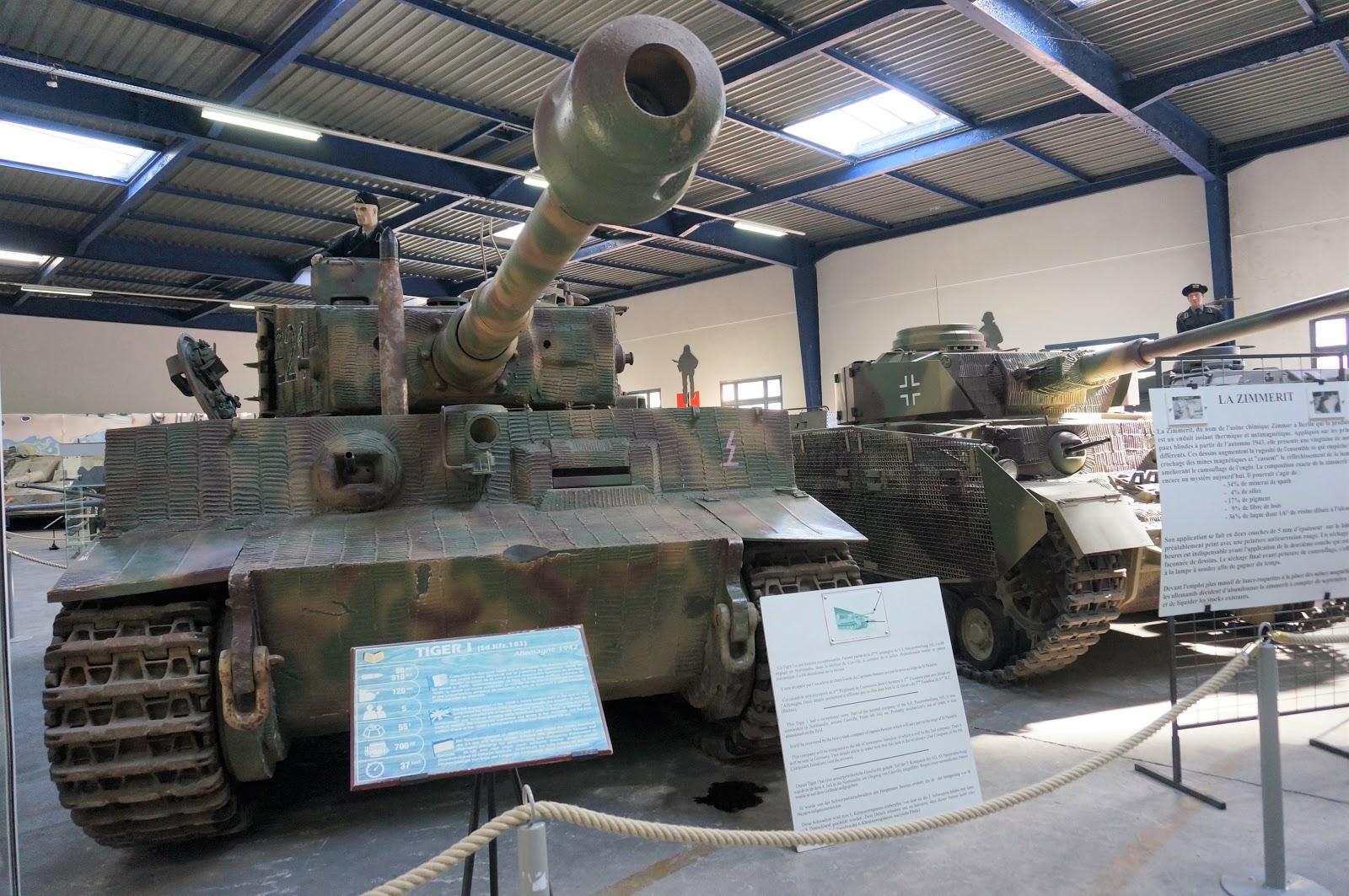 ¡ES LA GUERRA! EL MUSEO DE BLINDADOS DE SAUMUR, EL LUGAR AL QUE HAY