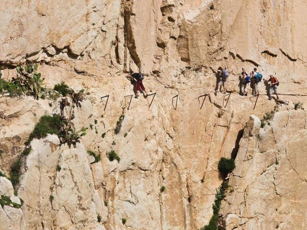 El Camino De Rey, Andalusia, Spanyol. Foto: Ken Welsh / Alamy 10 Jalur Penjelajahan Ekstrim di Dunia
